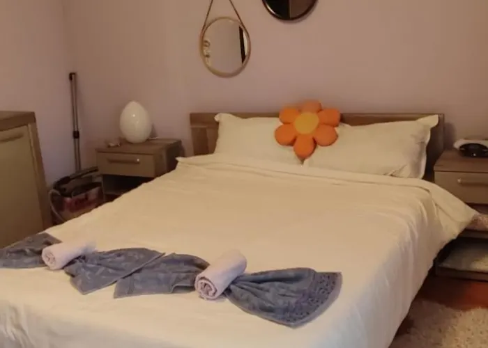 アパート Dusanovac