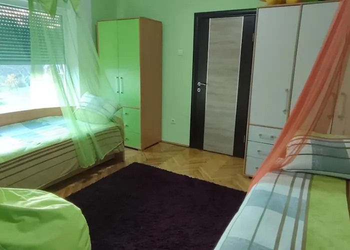 Dusanovac アパート